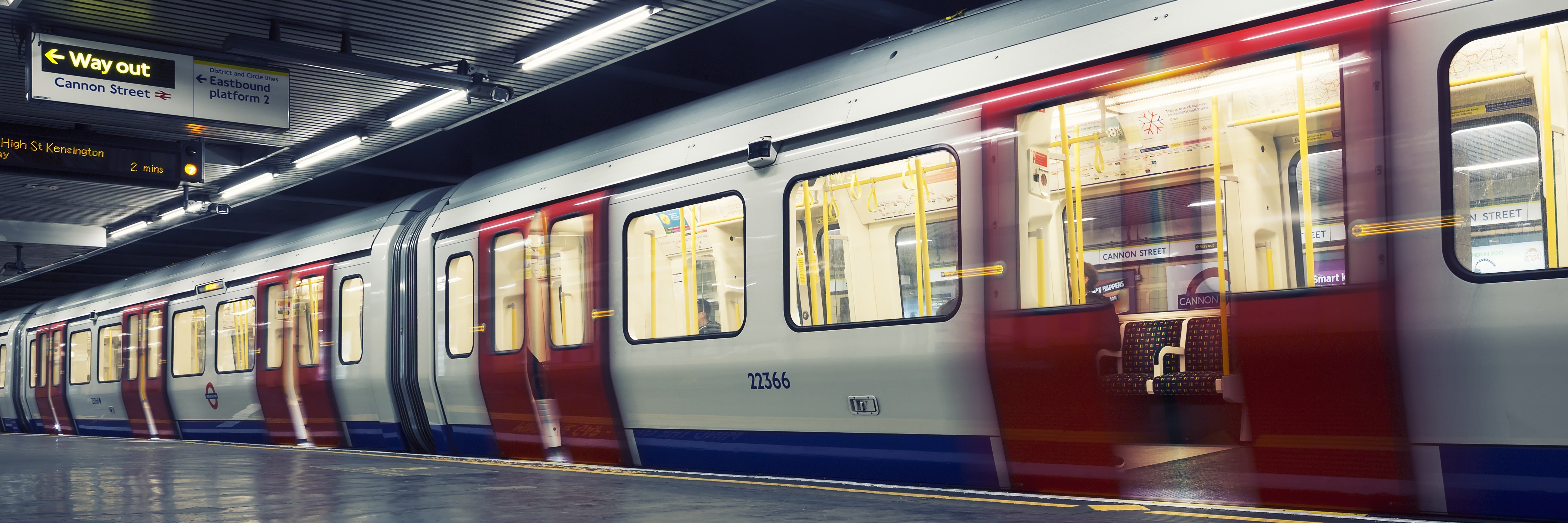 Transport for London awards O2 mobile networking services contract